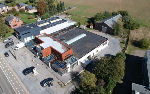 Industriel à vendre  1250 m², 1000000 €