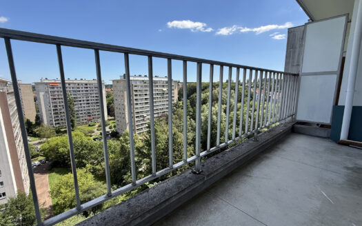 Flat for rent  0  37 m², 650 €