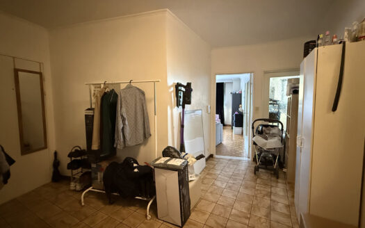 Appartement à vendre  2 chambres 107 m², 239000 €