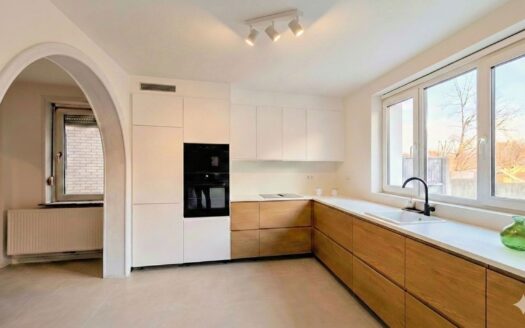 Maison à vendre  4 chambres 190 m², 449000 €