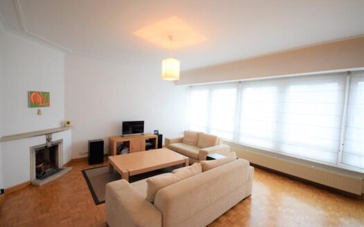 Flat for rent  2 bedrooms 116 m², 1800 €