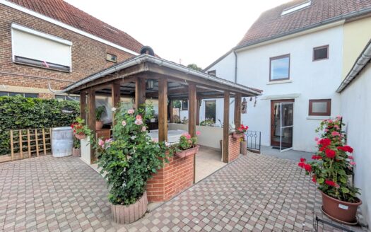 House for sale  3 bedrooms 130 m², 430000 €