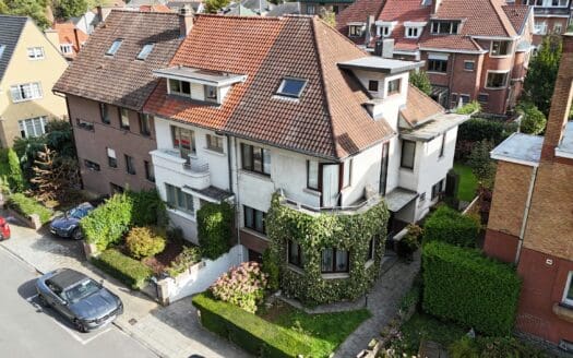 Maison à vendre  4 chambres 182 m², 740000 €